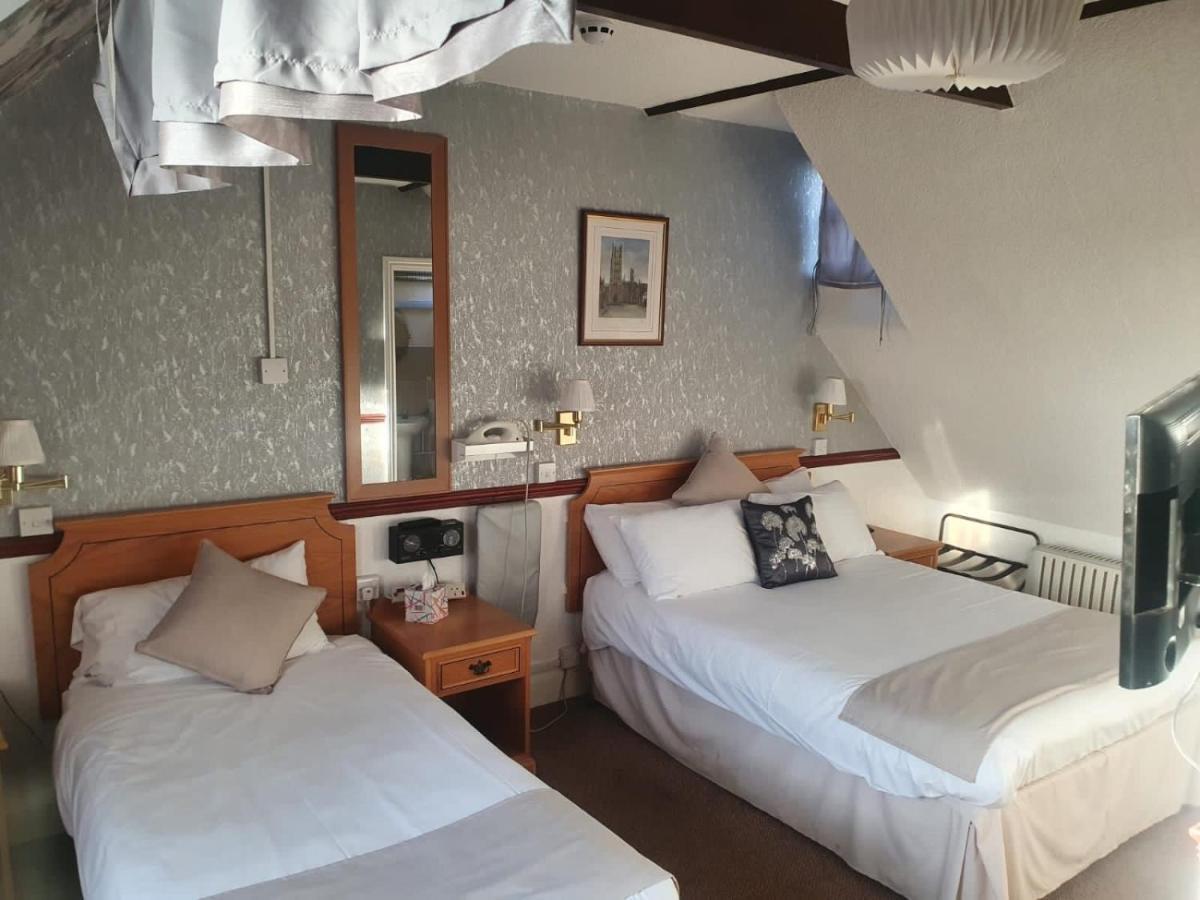 The Nyton Guesthouse Ілі Екстер'єр фото