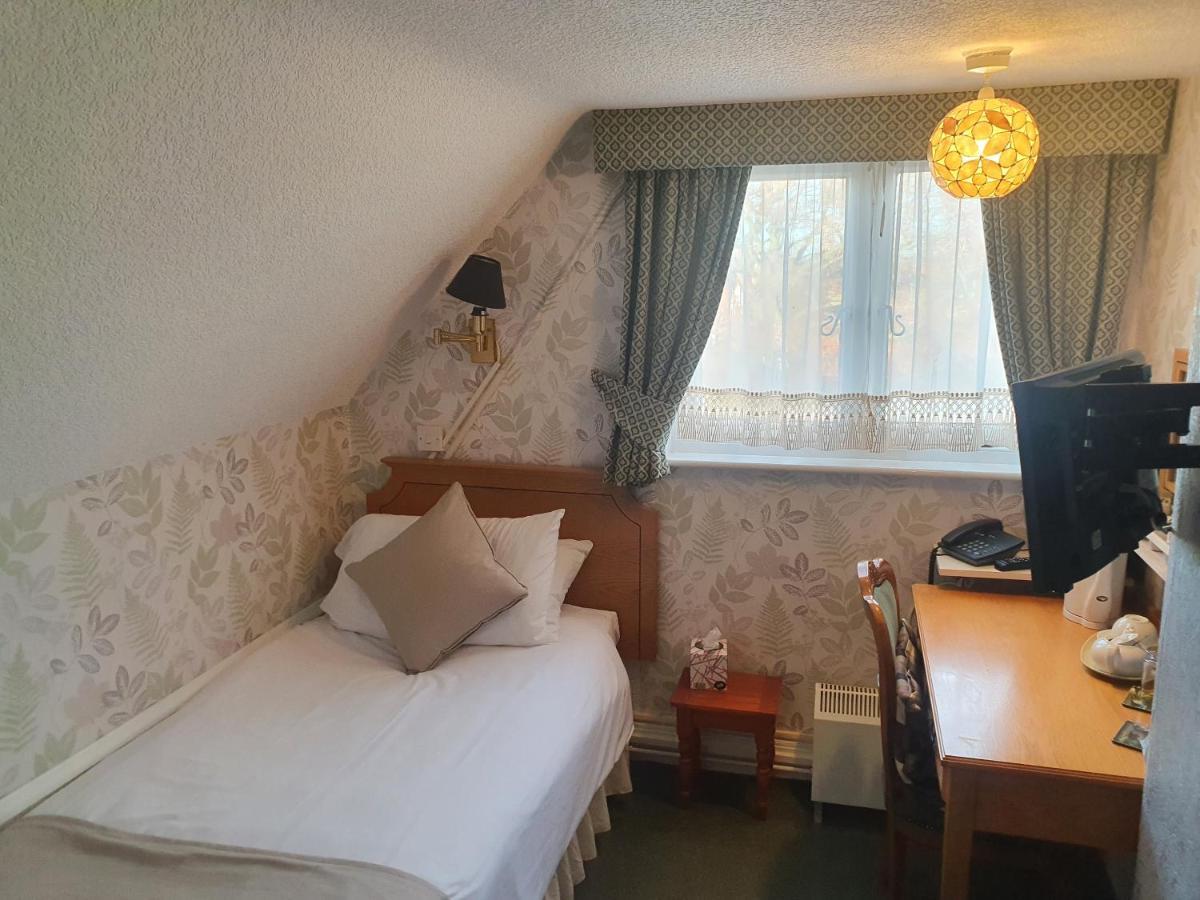 The Nyton Guesthouse Ілі Екстер'єр фото