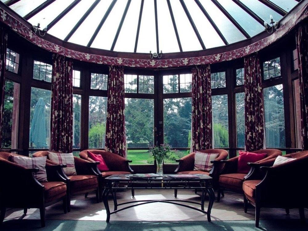 The Nyton Guesthouse Ілі Екстер'єр фото