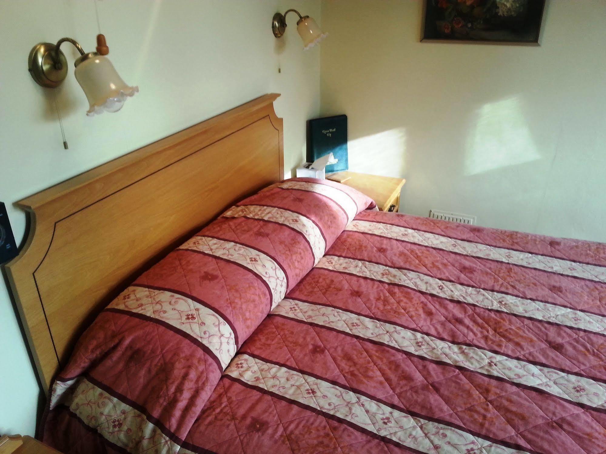 The Nyton Guesthouse Ілі Екстер'єр фото