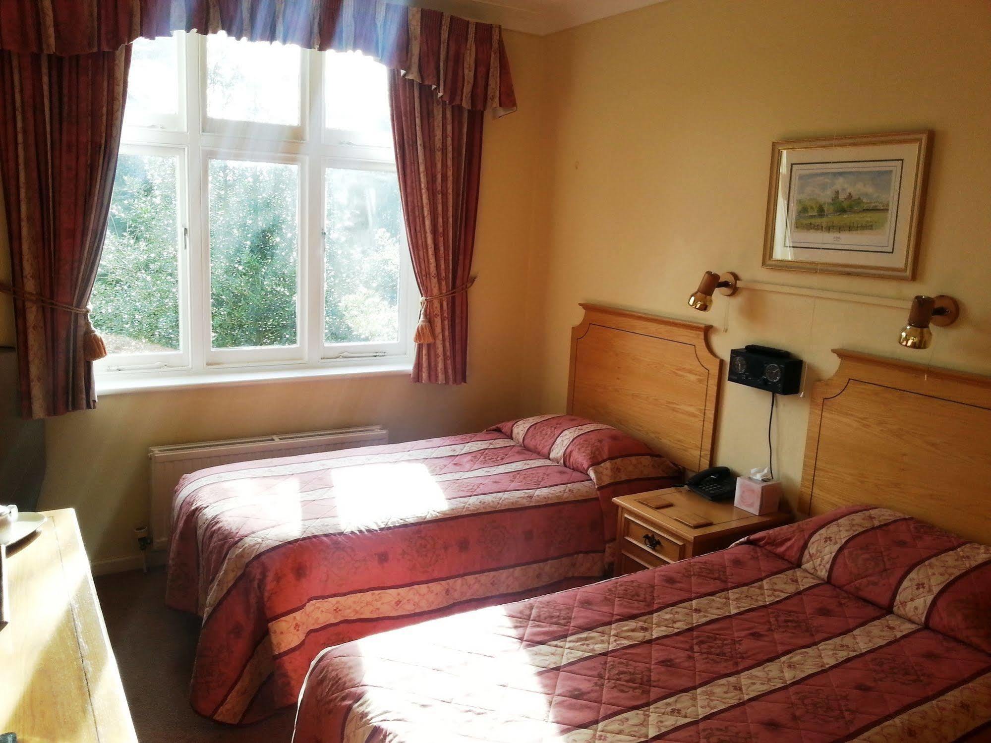 The Nyton Guesthouse Ілі Екстер'єр фото
