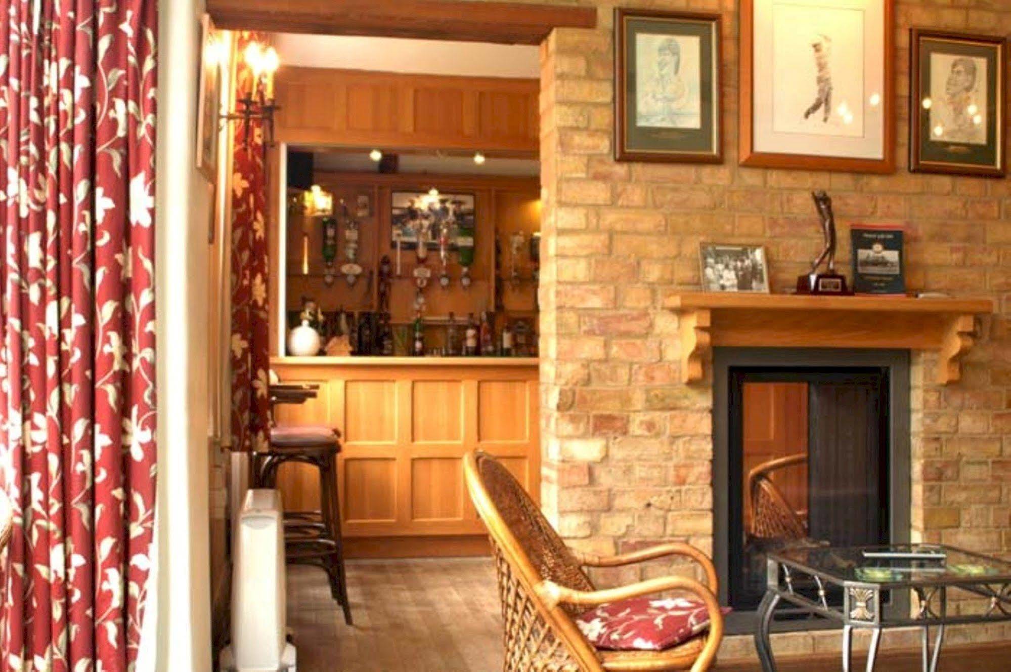 The Nyton Guesthouse Ілі Екстер'єр фото