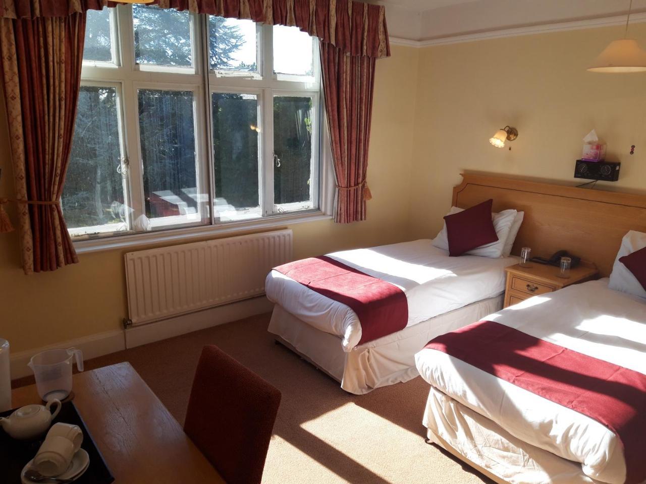 The Nyton Guesthouse Ілі Екстер'єр фото